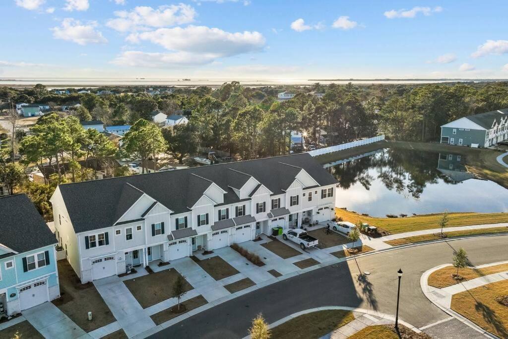 Beau Coast Getaway Villa Beaufort Exteriör bild
