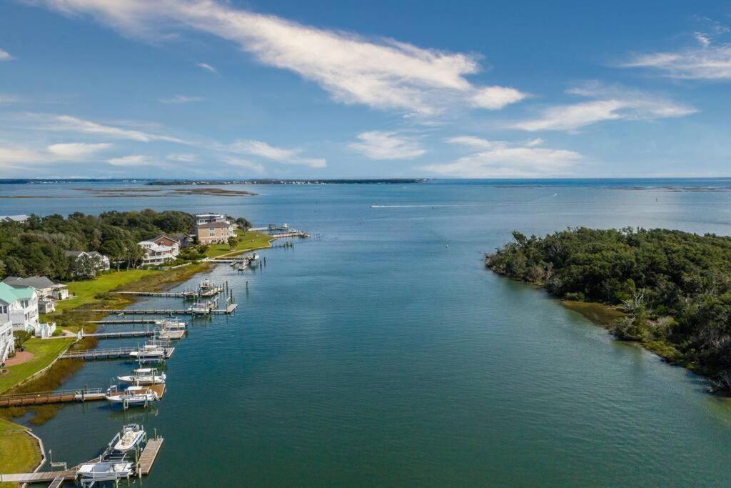 Beau Coast Getaway Villa Beaufort Exteriör bild