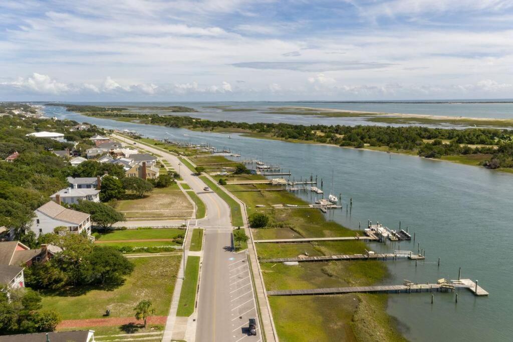 Beau Coast Getaway Villa Beaufort Exteriör bild